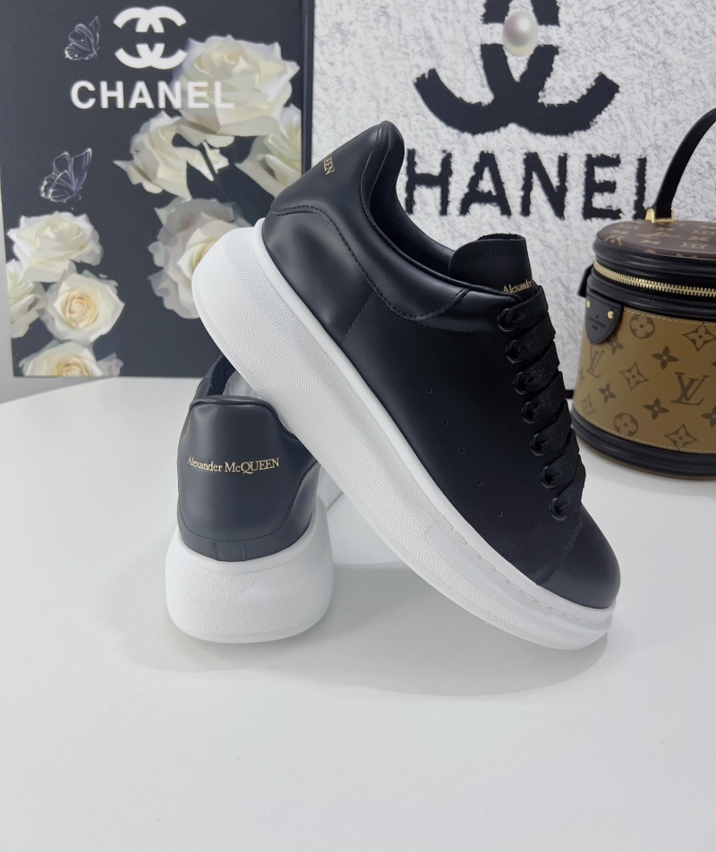 Alexander Mcqueen Casual Shoes